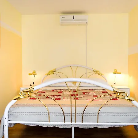 Mateja By Interhome *